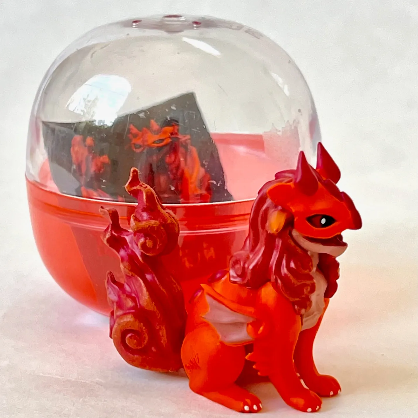 70244 Komainu Dragon Figurine Capsule-6