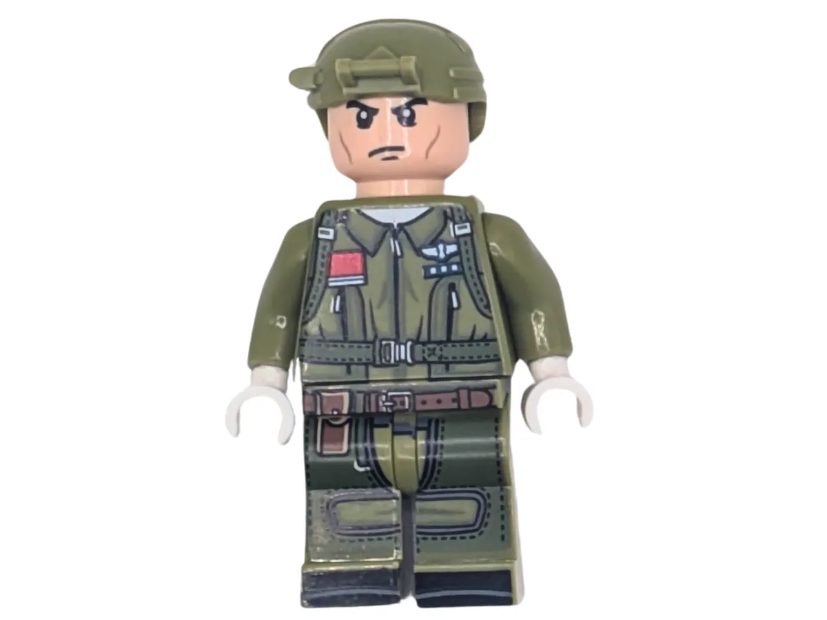 RAF Pilot With Parachute - Mil-Blox