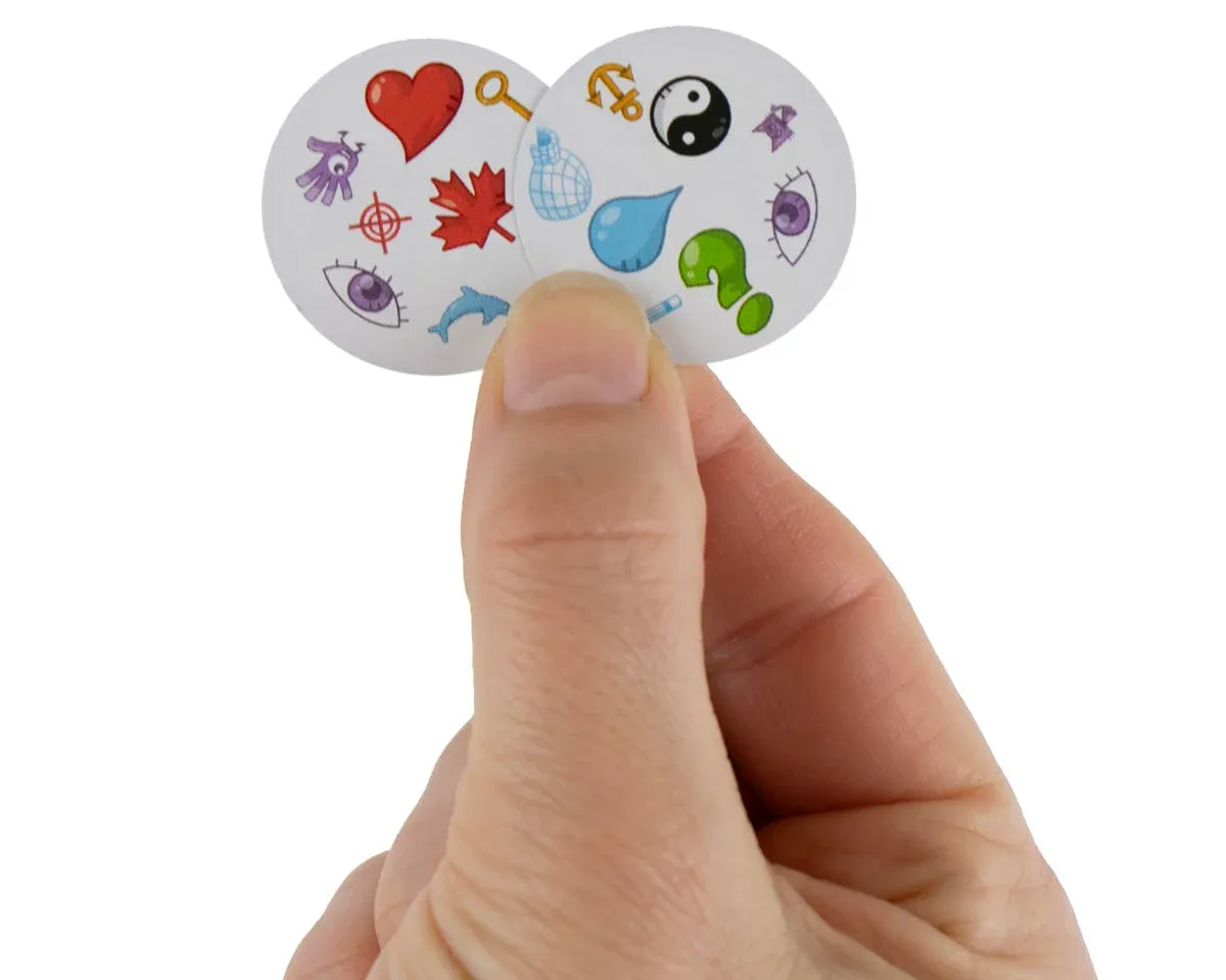 Toy - World's Smallest - Spot It Card Game
