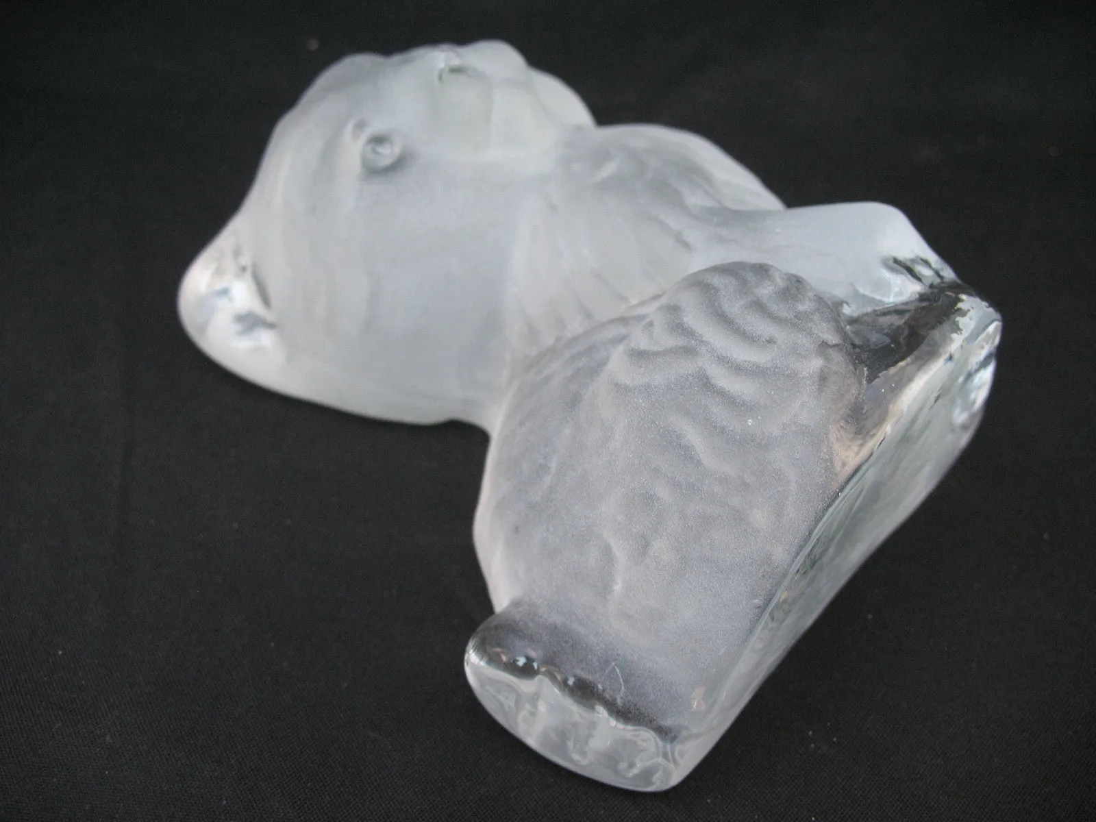 VINTAGE FROSTED Art GLASS 3D CAT CATS KITTY KITTEN Table PAPERWEIGHT Animal Figurine Figurines